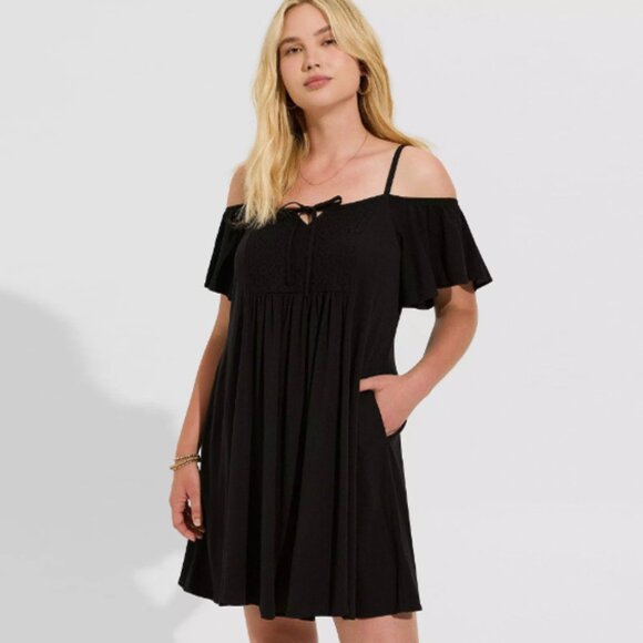 Torrid NWT Mini Gauze Cold Shoulder Trapeze Dress Black  Size L (0) - Picture 1 of 16